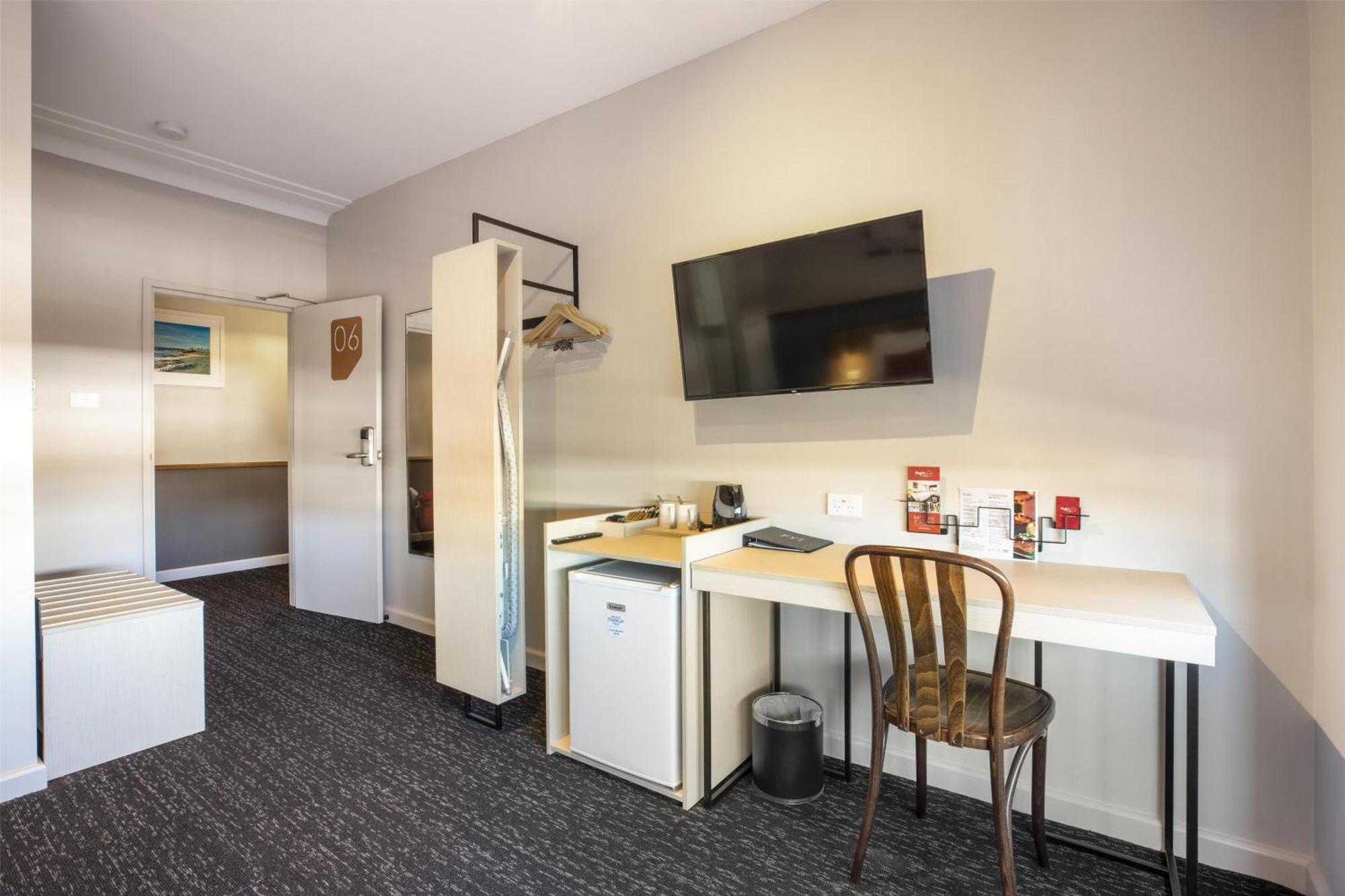 Nightcap At Ocean Beach Hotel Umina Beach Екстер'єр фото