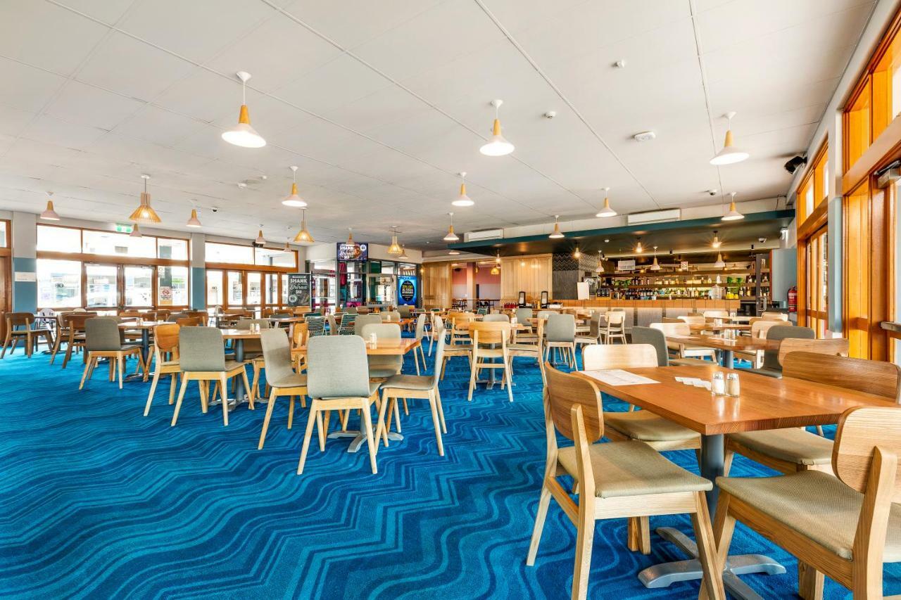 Nightcap At Ocean Beach Hotel Umina Beach Екстер'єр фото