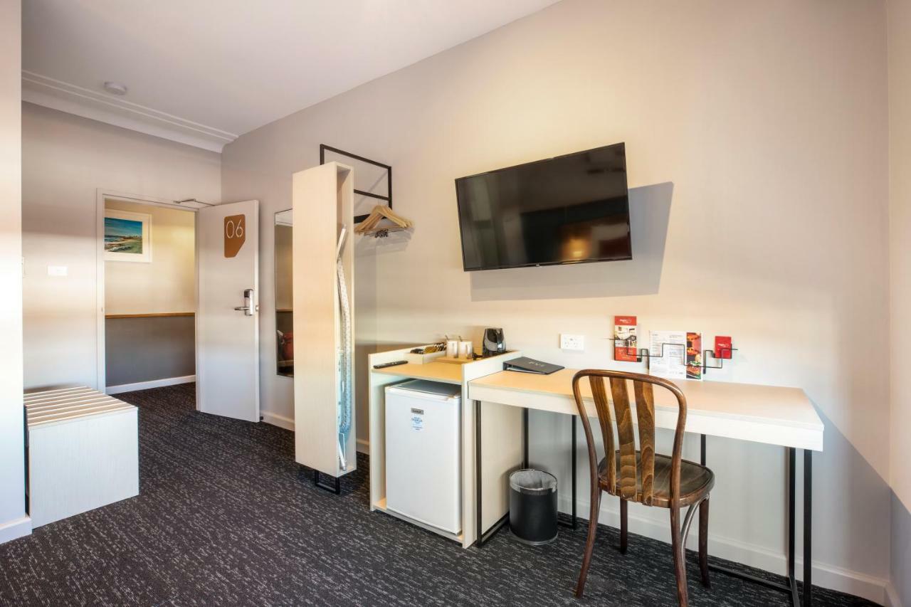 Nightcap At Ocean Beach Hotel Umina Beach Екстер'єр фото